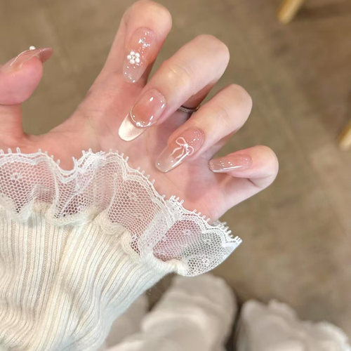 法式仙女风爆闪美甲微笑