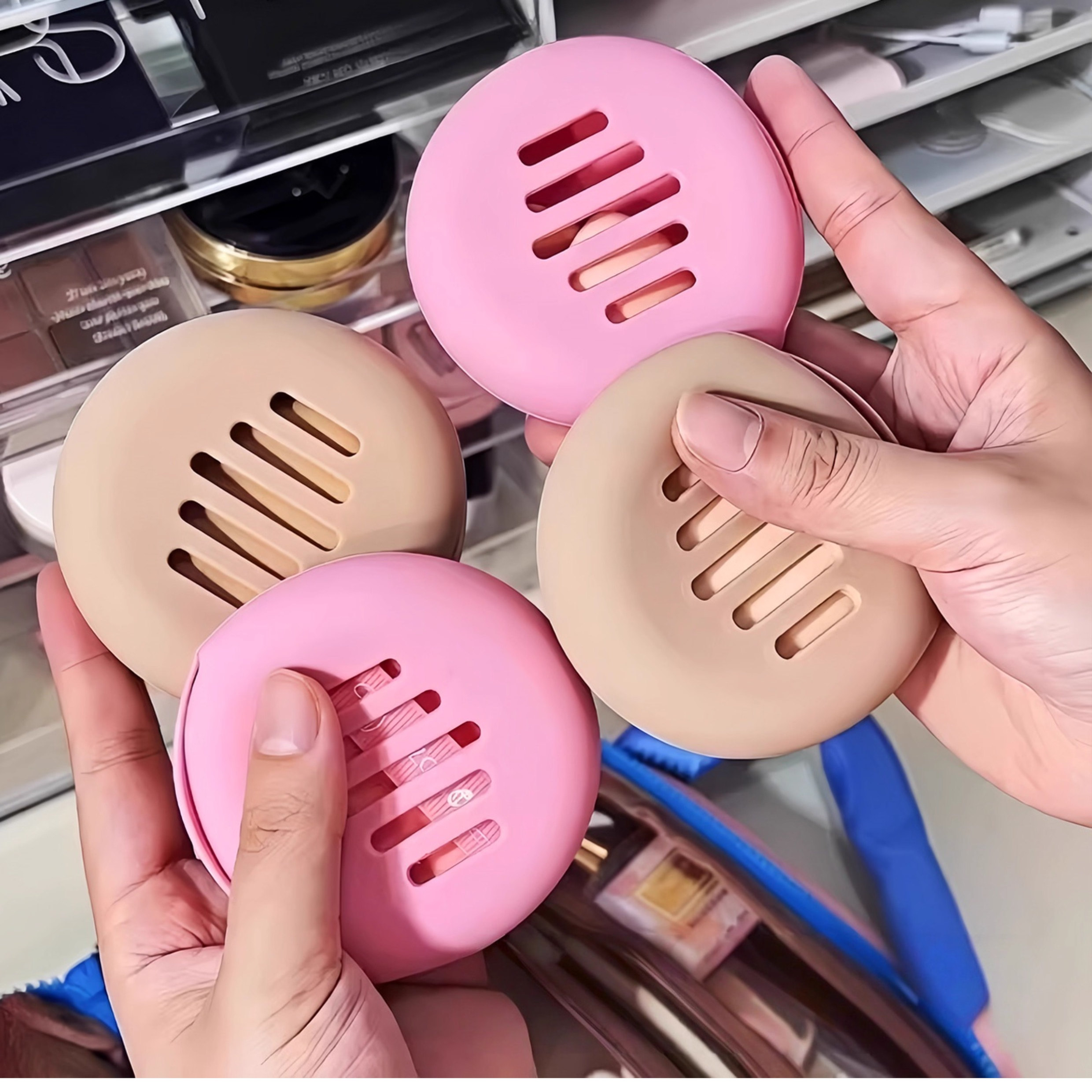 日本精选超方便矽胶气垫粉扑收纳盒防脏防尘可携式透气专用收纳