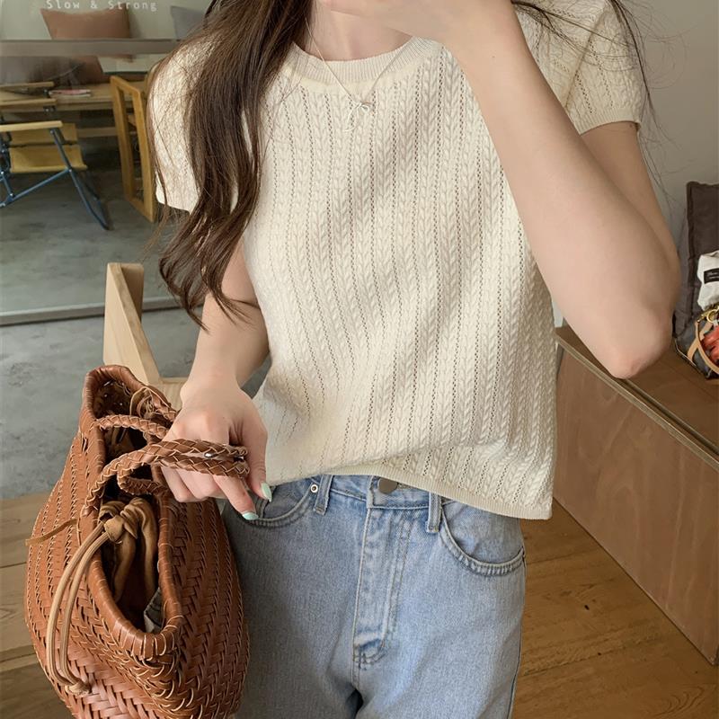 2025年春装新款女装正肩针织短袖T恤小衫夏季设计感辣妹短款上衣