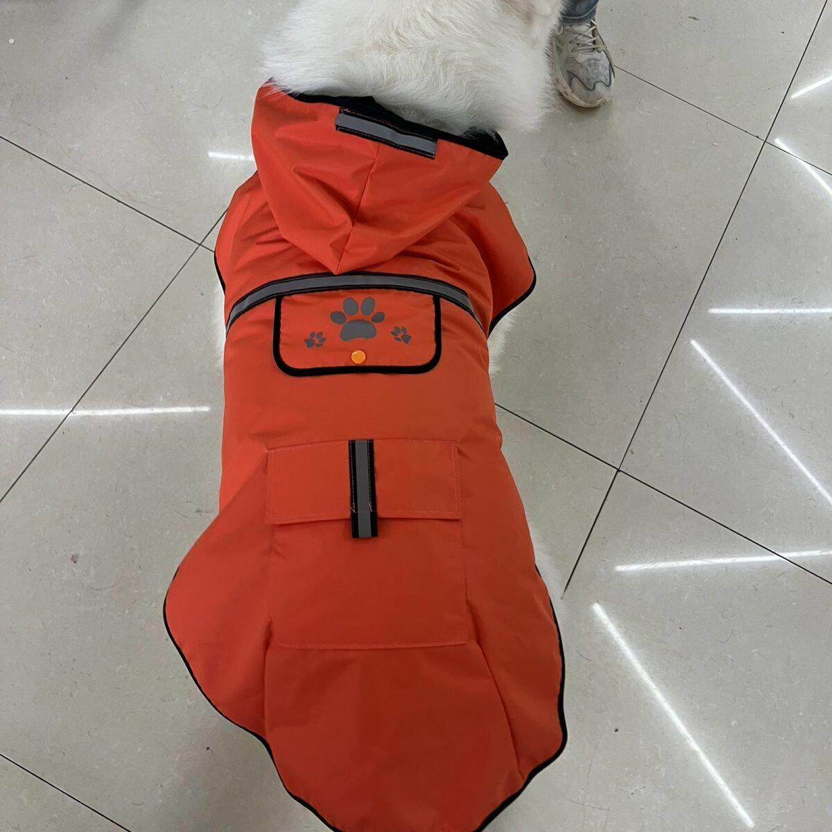 跨境狗狗雨衣防水斗篷拉宠物雨披反光狗衣服冲锋衣没折痕柯基边牧