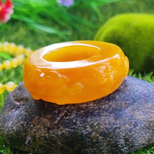 镇宅守护招米古兽扳指内径23mm天然玉石正品黄龙玉扳指指环14*11