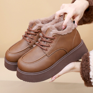 踏月族2025冬季新款时尚雪地靴厚底防水女士皮鞋加绒加厚保暖靴子
