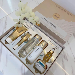 mezze媚族黄金鱼子酱塑颜弹嫩套盒保湿补水提拉紧致提亮淡化细纹