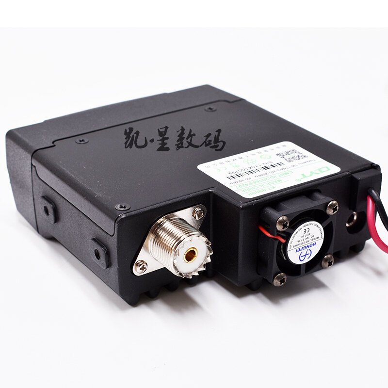 。QYT-KT8900R 迷你小车台双段车载台对讲机车台 吉姆尼电台 UV车