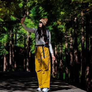 百搭 女反光徒步登山裤 户外登山三防泼水冲锋裤 男直筒休闲裤