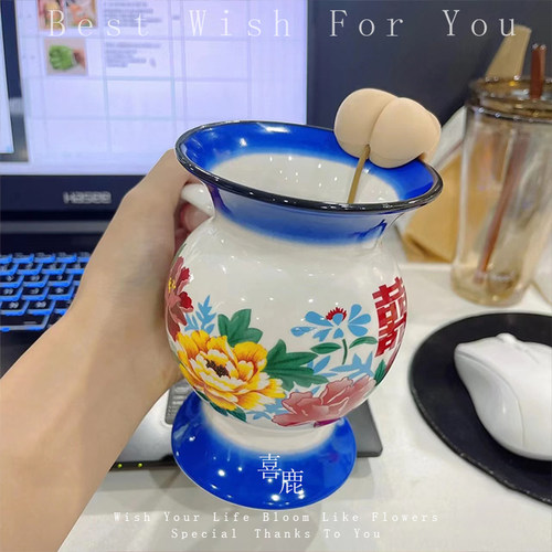 痰盂陶瓷中式是痰盂水杯