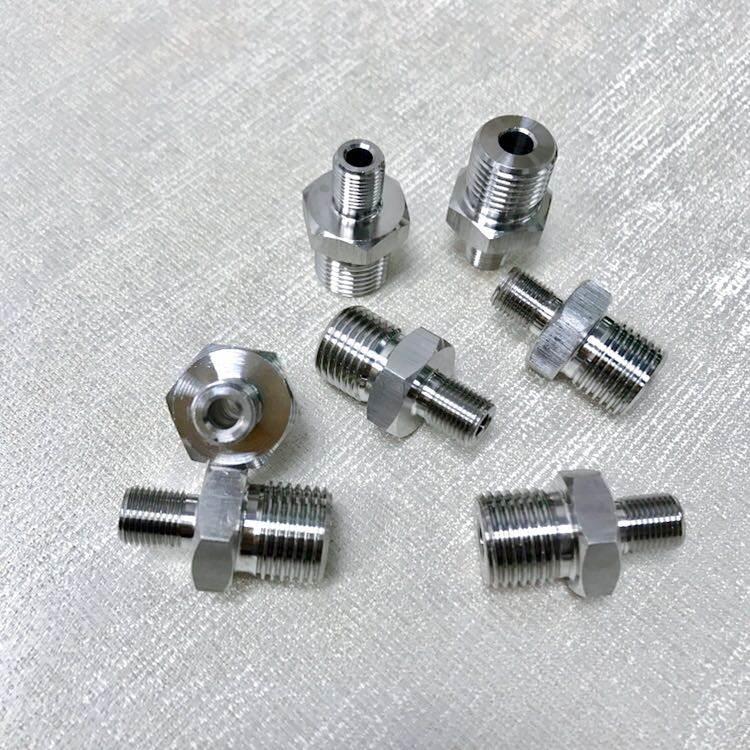 G1/8-M16x1.5 不锈钢外丝接头 两边外螺纹 一边G1/8 一边M16x1.5