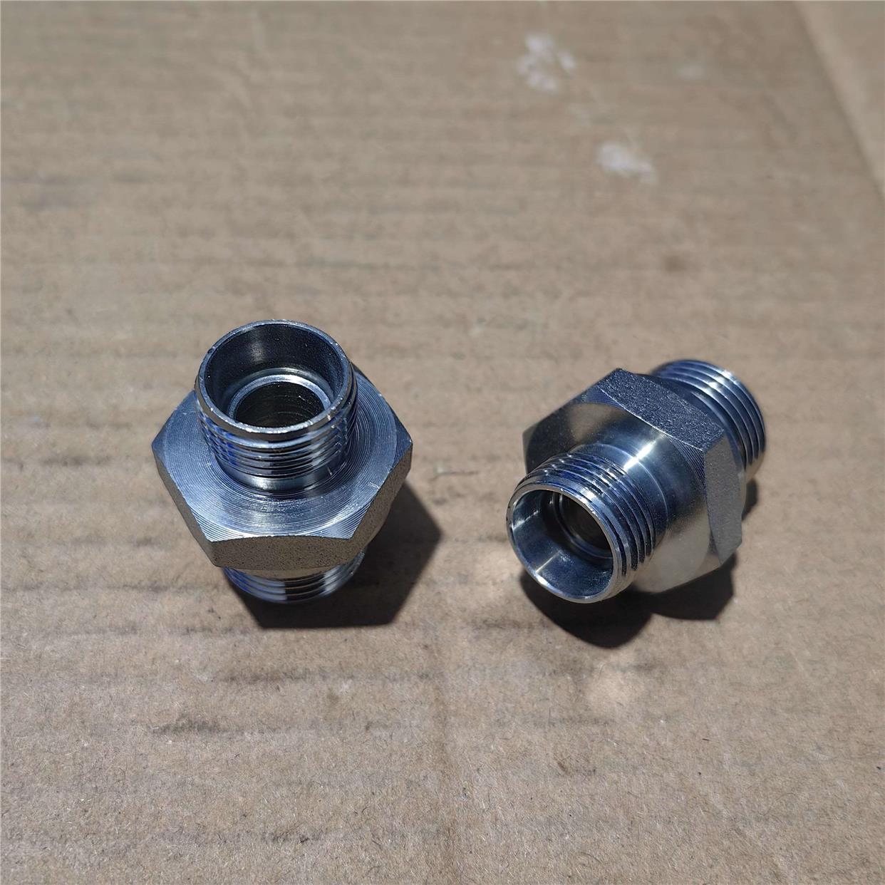 外丝喇叭口G1/2ED圈-转M18*1.5H型24度锥卡套口铁材料镀白锌0418