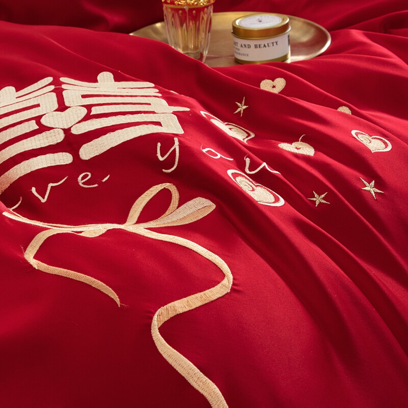 KOREAN-STYLE WEDDING BEDDING BRIGHT RED WEDDING QUILT A COMPLETE SET EMBROIDERED FITTED SHEET BED SHEETS QUILT COVER FOUR-PIECE SET