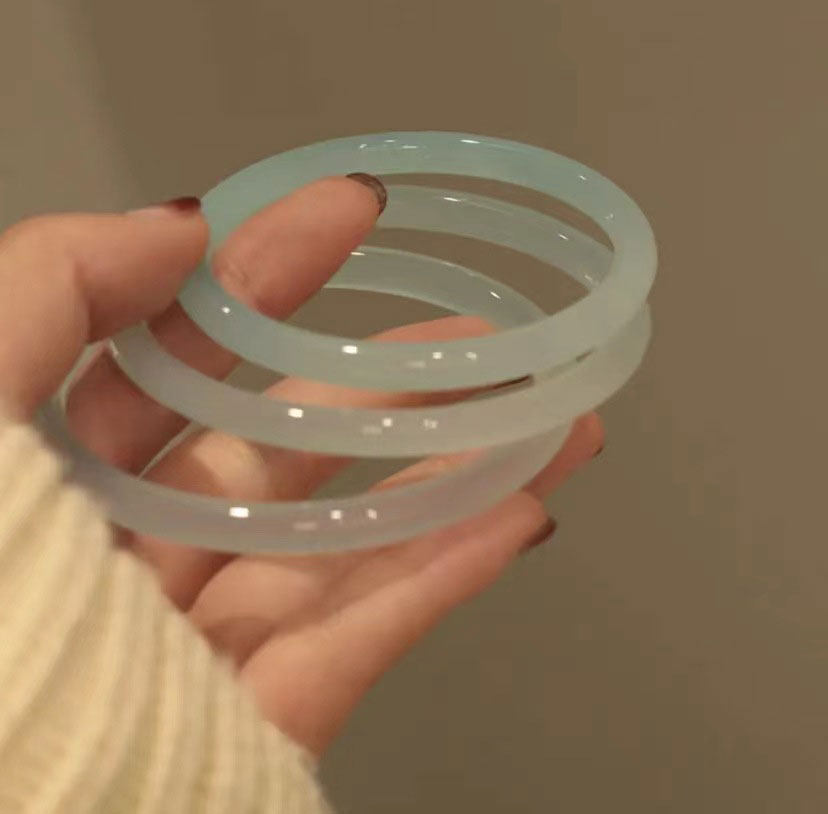 天青冻玉髓手镯女玛瑙叮当镯冰种细圆条少女年轻款玉镯子美人镯