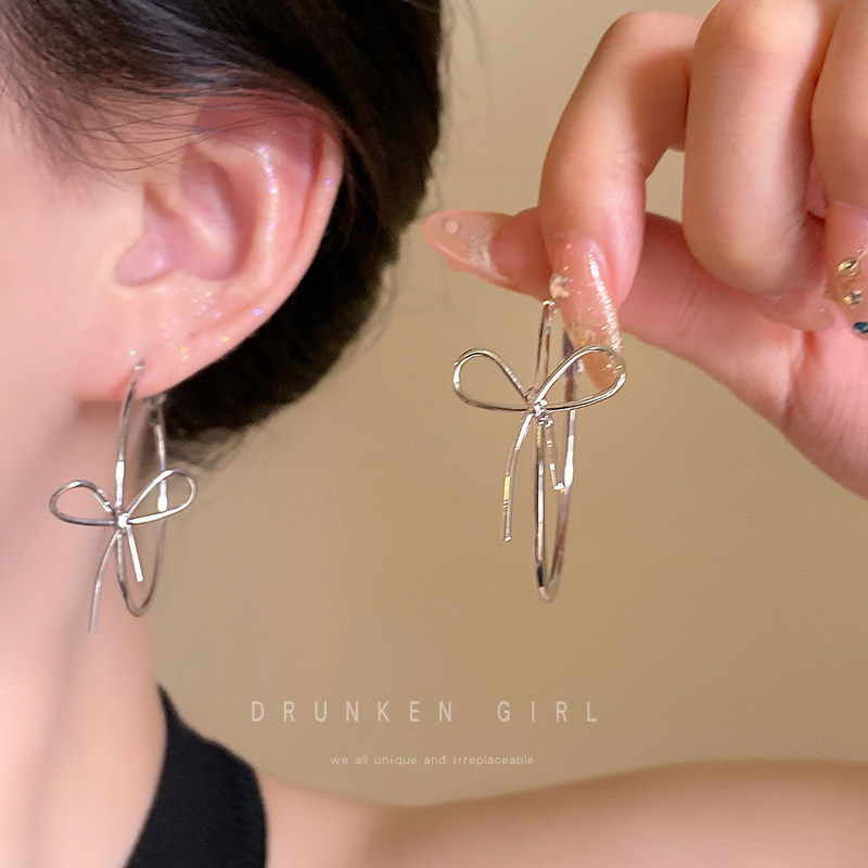 芭蕾风蝴蝶结耳圈女秋冬小众设计感独特耳饰品方圆脸素圈百搭耳环,饰品/流行首饰/时尚饰品新,耳环,淘宝优惠券,粉丝福利购,淘宝优惠卷
