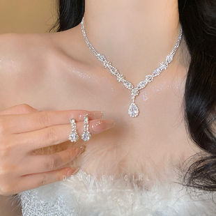 千金舞会 超闪满锆爆闪水滴流苏项链耳环女轻奢高级感配礼服耳饰