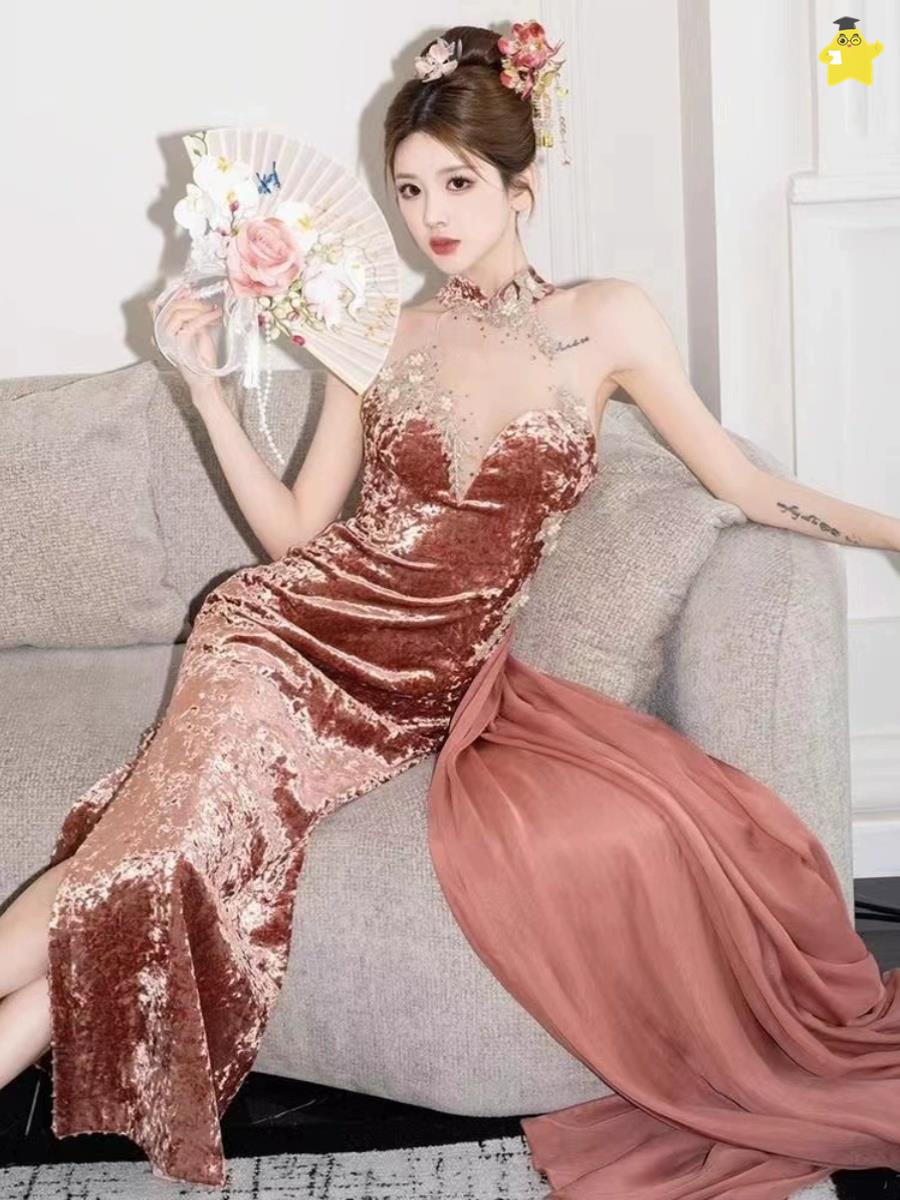 睡衣女新娘晨袍高级感婚礼结婚晨拍衣服中式小个子拖尾显瘦敬酒服-封面