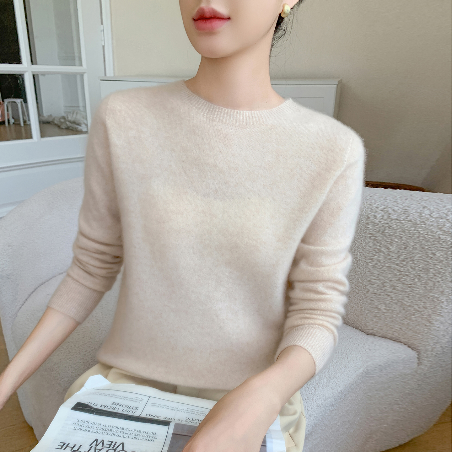 无缝一线成衣圆领山羊绒女