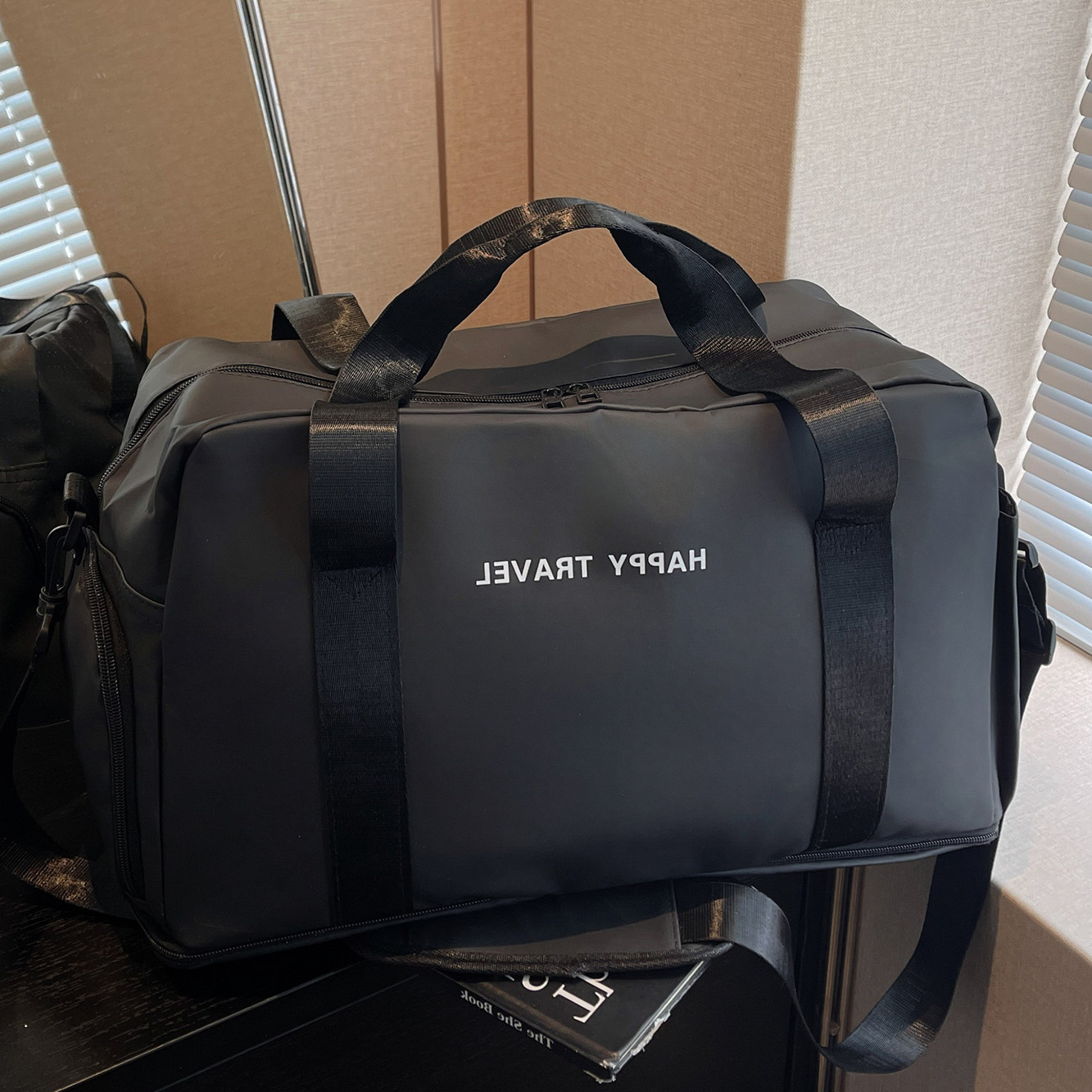 潮风大容量手提旅行袋男女轻便短途出差健身包干湿分离行李收纳袋,箱包皮具/热销女包/男包,旅行袋,淘宝优惠券,粉丝福利购,淘宝优惠卷