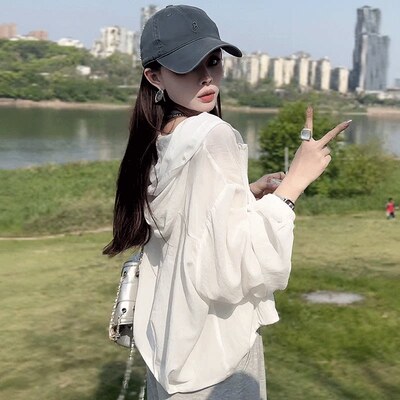 巨好看的轻薄防晒衣女2026新款宽松连帽开衫薄款防晒外套女款夏季