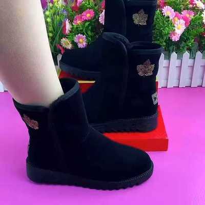 冬季新款女士雪地靴平底防滑中老年加绒保暖棉靴轻便妈妈短筒靴子