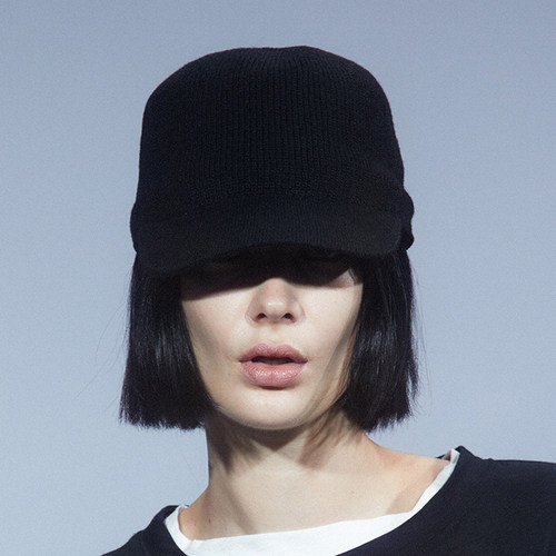 赵露思许妍同款黑色针织马术帽