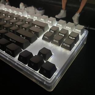 K87键机械键盘透明RGB光静音红茶轴游戏办公家用极昼侧刻插拔轴