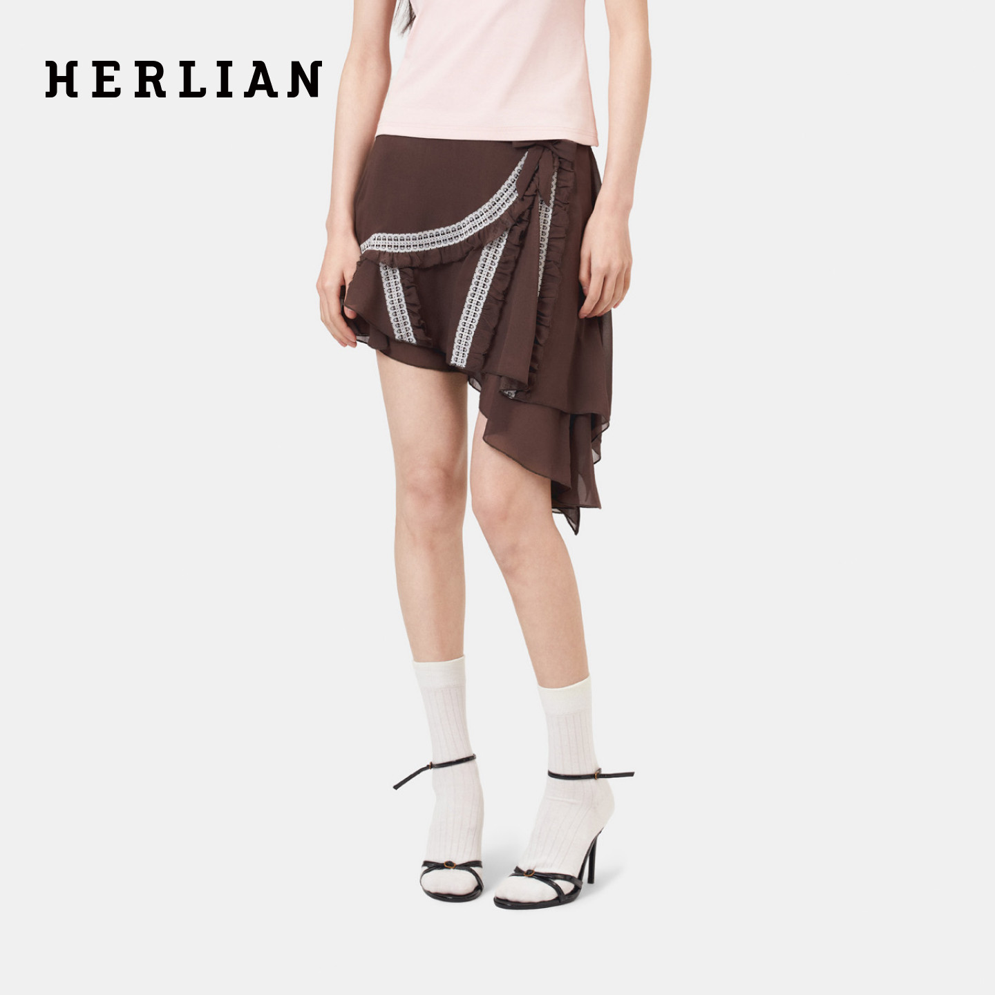 HERLIAN 2026年夏季新品度假风辣妹不规则拼接纱裙短裙女士半裙