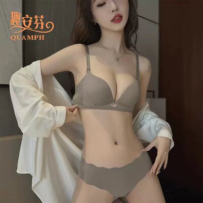 新品黛安芬文胸3D无痕小胸聚拢