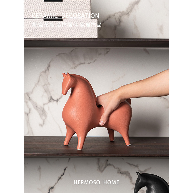 HERMOSO Horse红色马摆件陶瓷客厅桌面玄关酒柜装饰品乔迁新居 - 实物图
