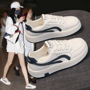真皮小白鞋女2025新款爆款百搭秋季显脚小厚底板鞋软底轻便运动鞋