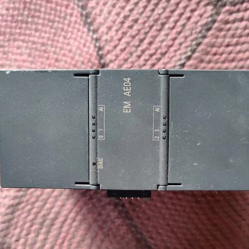议价 -EM AE04 200smart模拟量输入模块 PLC扩展模块 4通道模拟量