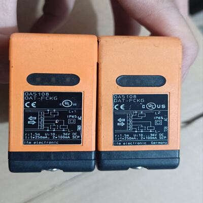 IFM易福门 OA5108 停漫反射传感器 OAT-FCKG
