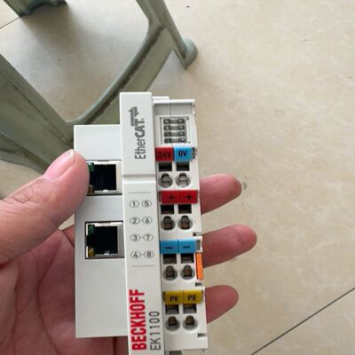 倍福 EK1100有十几个，成色很新带新包装盒子