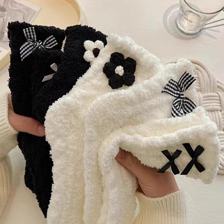 珊瑚绒袜子女秋冬季加绒加厚毛毛睡眠居家地板袜毛绒月子袜睡觉袜