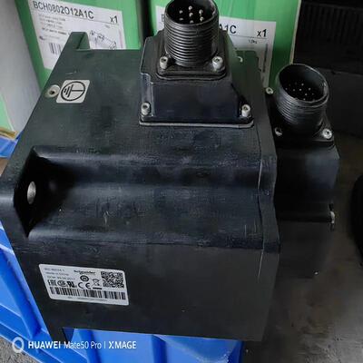 维修检查施耐德伺服电机BCH2MM2023CA6C议价