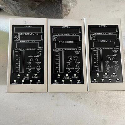 维修检查日本musasino液位测深温度液位指示器，二手现货