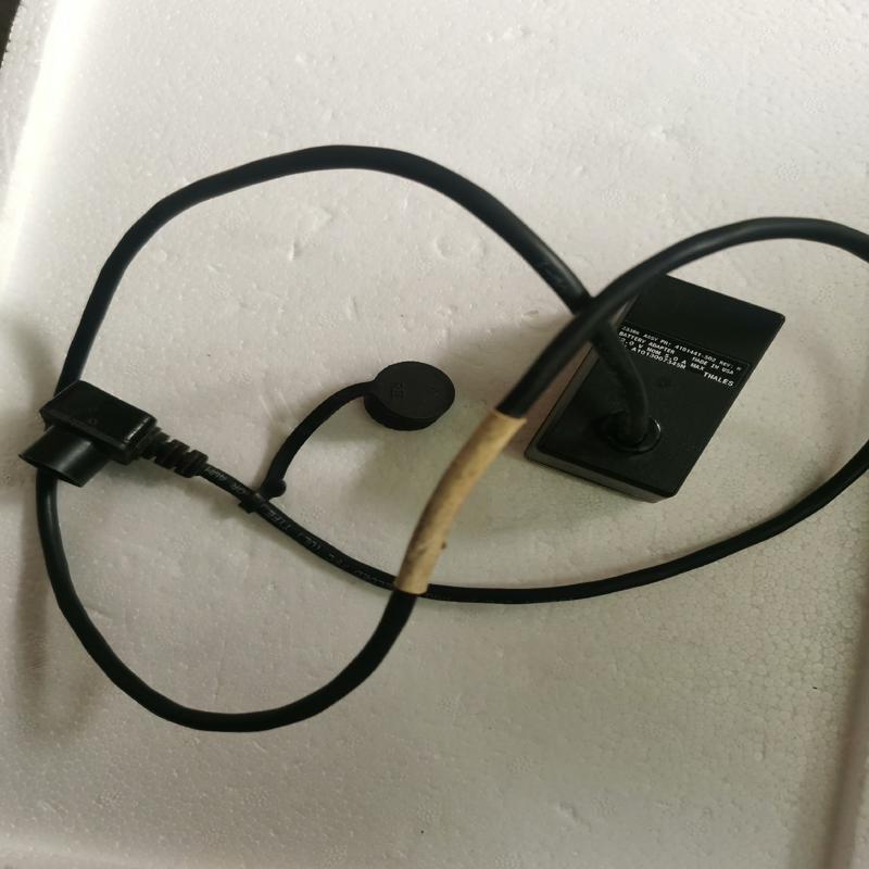 维修检查PRC148借电转接线。