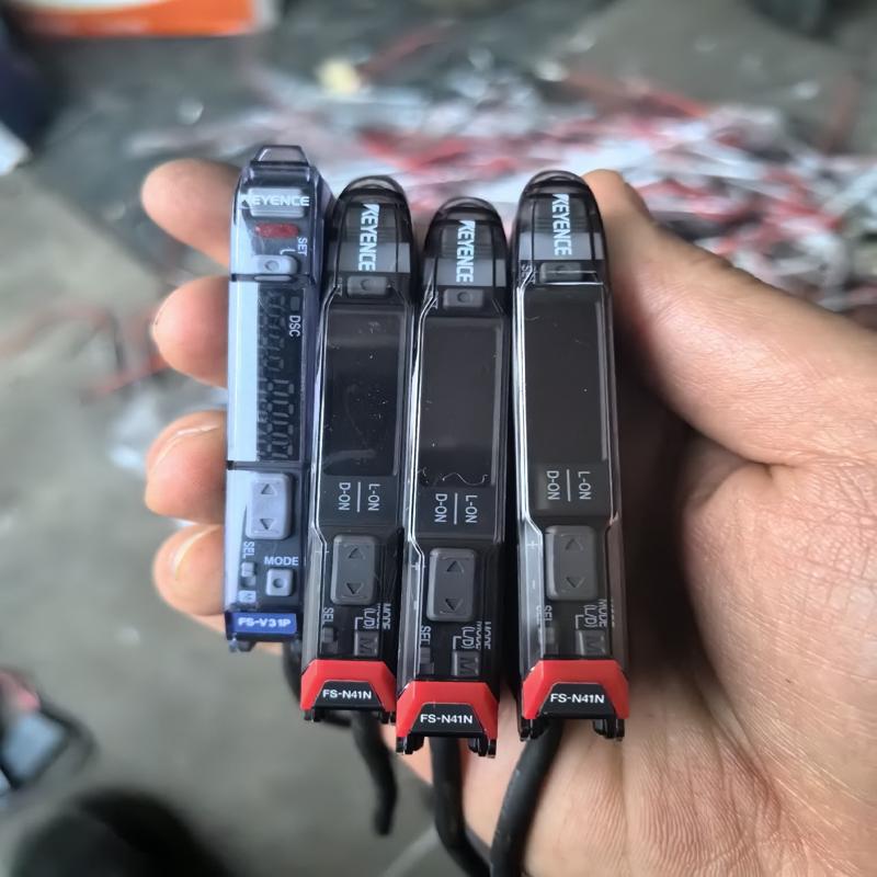 维修检查销售KEYENCE光纤放大器FS-V31P询价