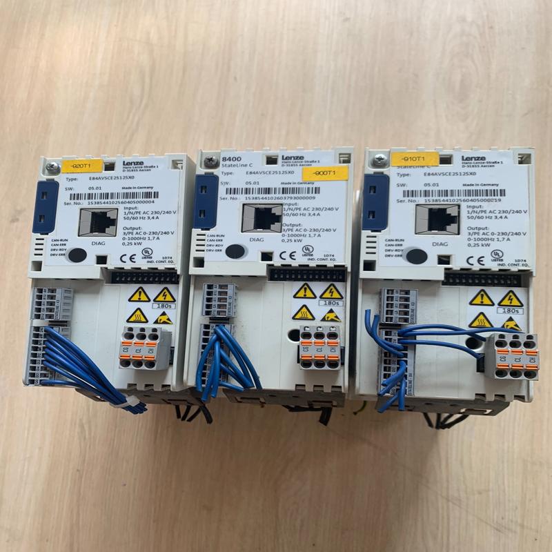 维修检查伦茨变频器E84AVSCE2512SX0 0.2议价