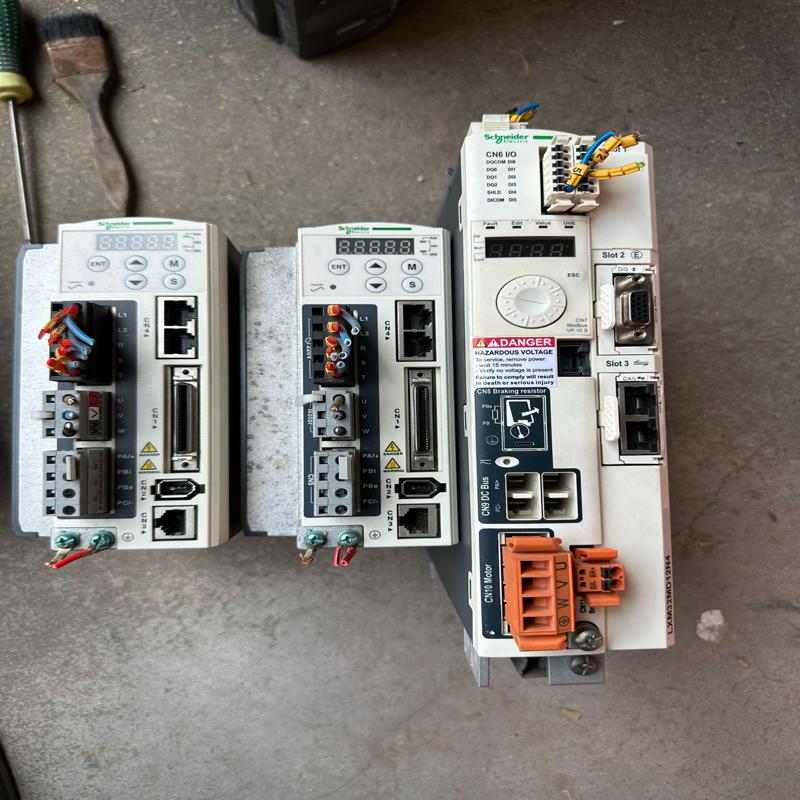 维修检查销售施耐德驱动LXM32MD12N4现货 质量保询价