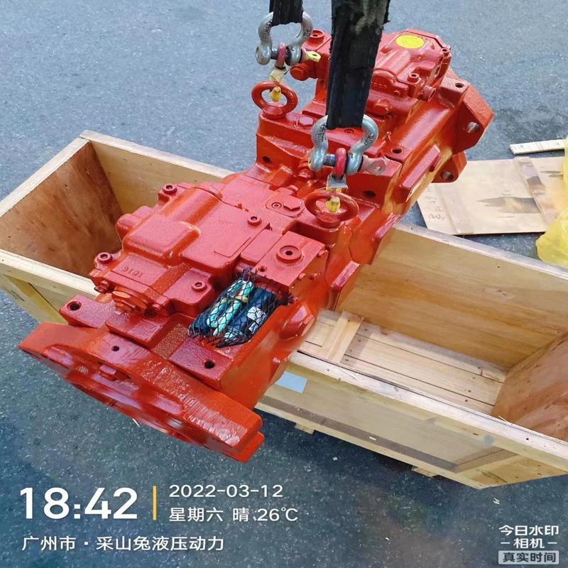 维修检查沃尔沃700/750液压泵，纯进口K3V280。