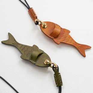 设计钓鱼装 太阳眼镜小鱼风格 备 适用粗镜腿眼镜 真皮墨镜项链挂脖