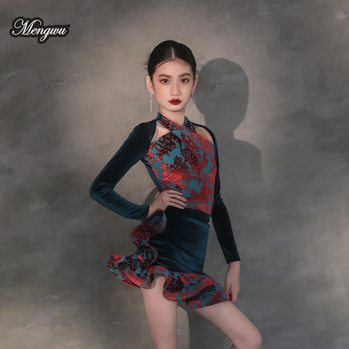 萌舞；拉丁舞服练功服