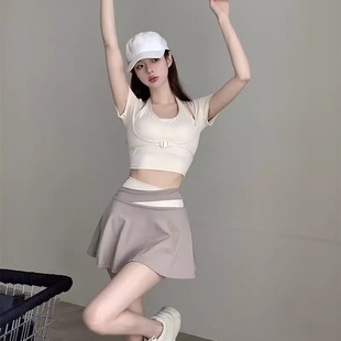 甜辣妹挂脖带胸垫短袖T恤女夏季运动套装裙子半身裙百褶裙两件套