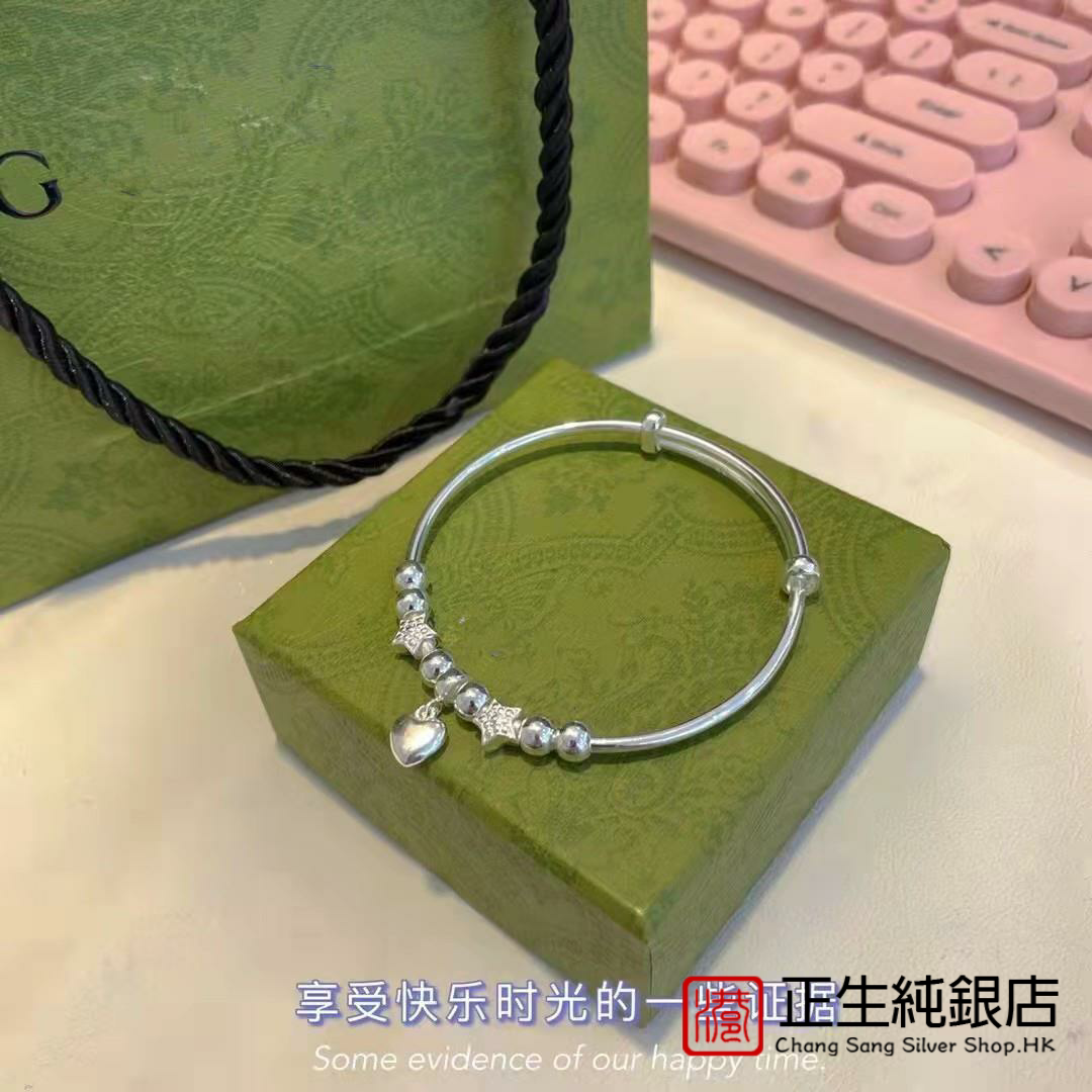 高级感爱心银手镯女纯银年轻款轻奢小众设计足银镯子送女朋友礼物