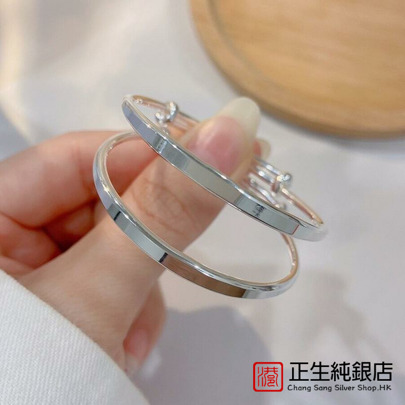 香港正生小熊实心四方推拉男女宝宝手镯足银9999新生婴儿满月周岁