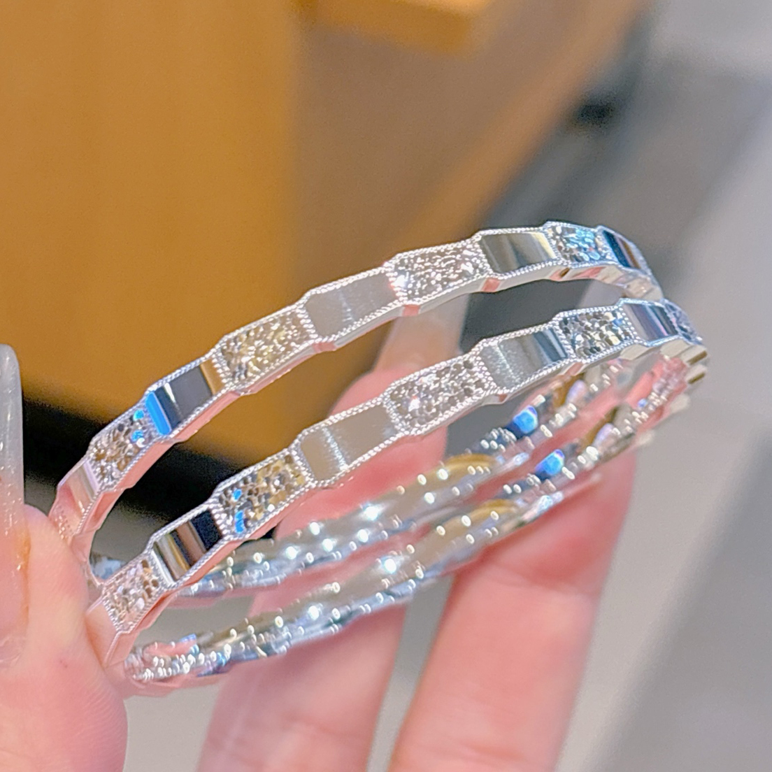 香港正生纯银9999足银手镯CNC碎冰冰蛇形闭口实心送女友生日礼物