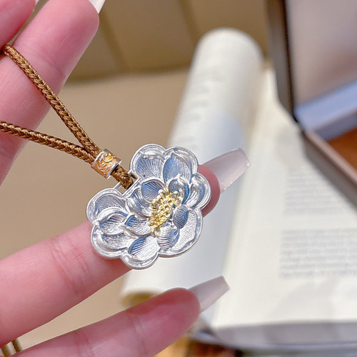 香港正生纯银999足银描金莲花牡丹浮雕双面送女友礼物挂坠绳项链