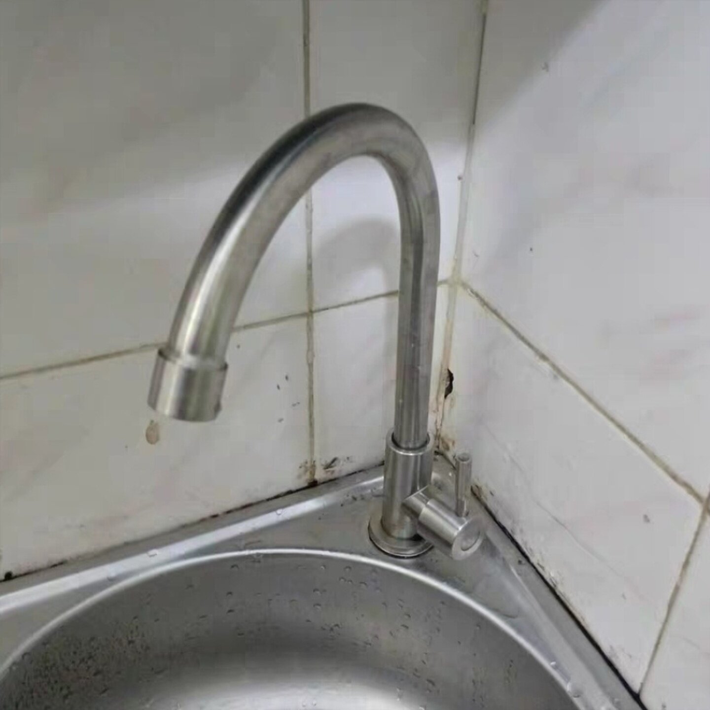 不锈钢洗手盆加厚拉丝水槽304单冷脸盆洗碗池家用冷热厨房防溅