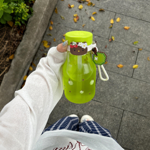 青苹果水杯女生高颜值大容量学生夏日上学专用便携随手咖啡果汁杯