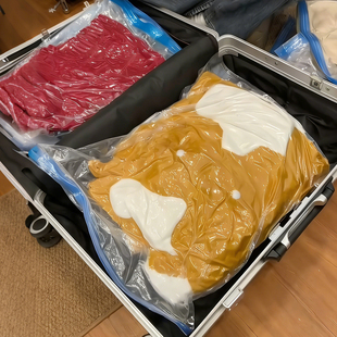 手卷衣物压缩袋真空收纳羽绒服玩偶换季衣物收纳省空间出行便携