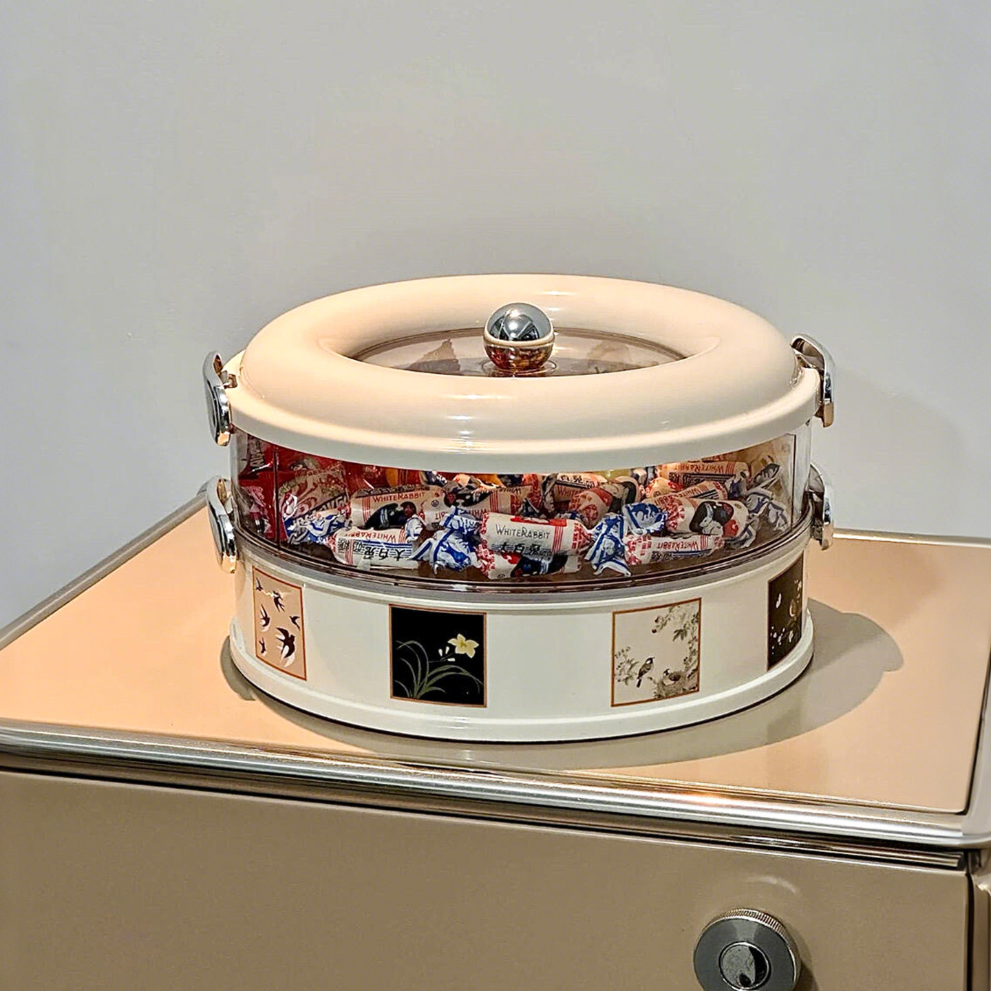 新年中古风果盘双层旋转分格干果盘密封防潮元旦过年瓜子坚果盘