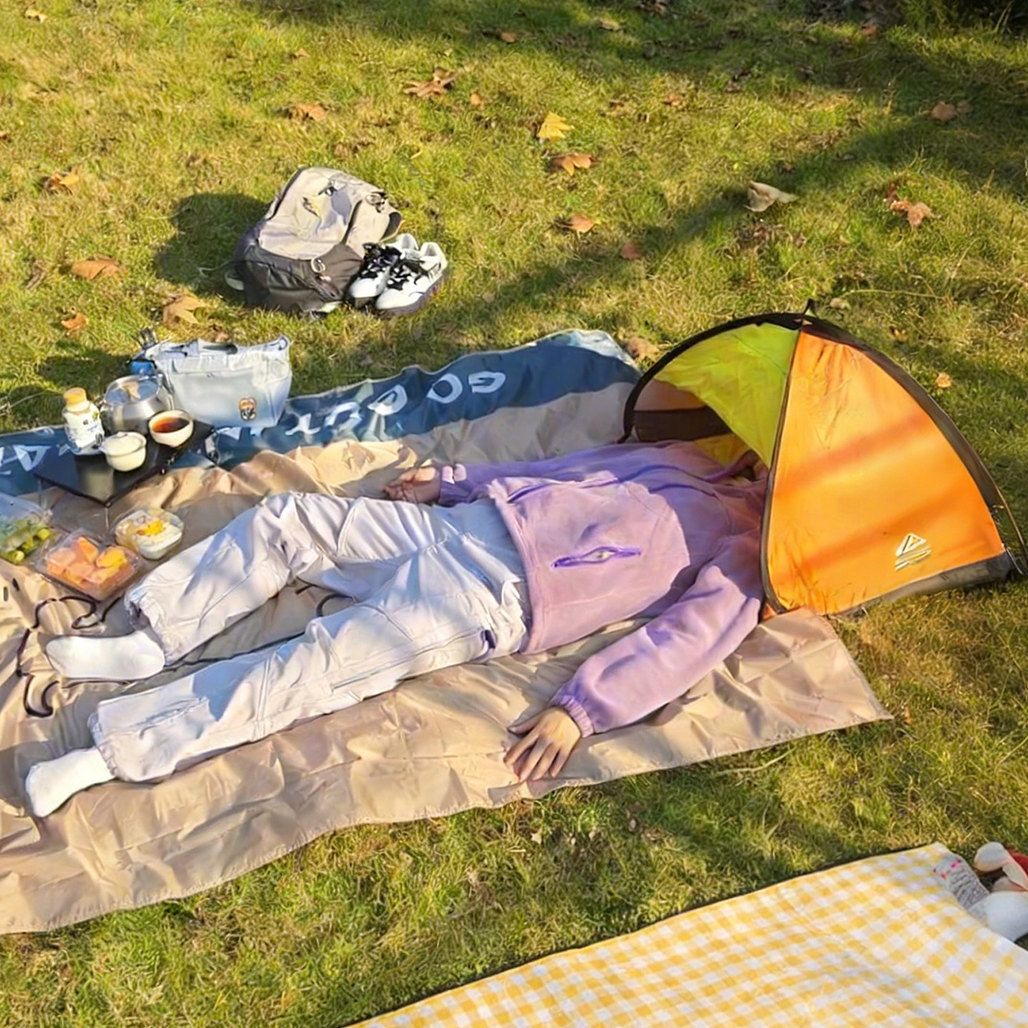 晒背遮头神器户外野餐遮阳防晒脸迷你帐篷便携式一键开合野餐装备